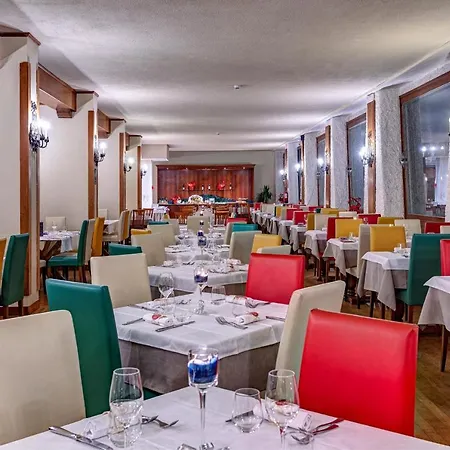 Szálloda Mondolé - Azzurro Club 3*