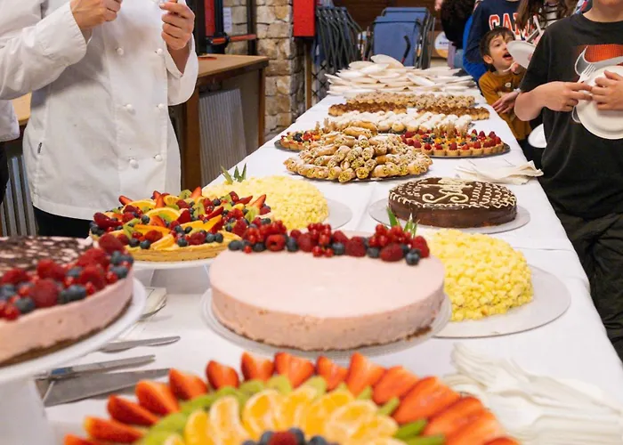 Hotel Mondole - Azzurro Club 3*